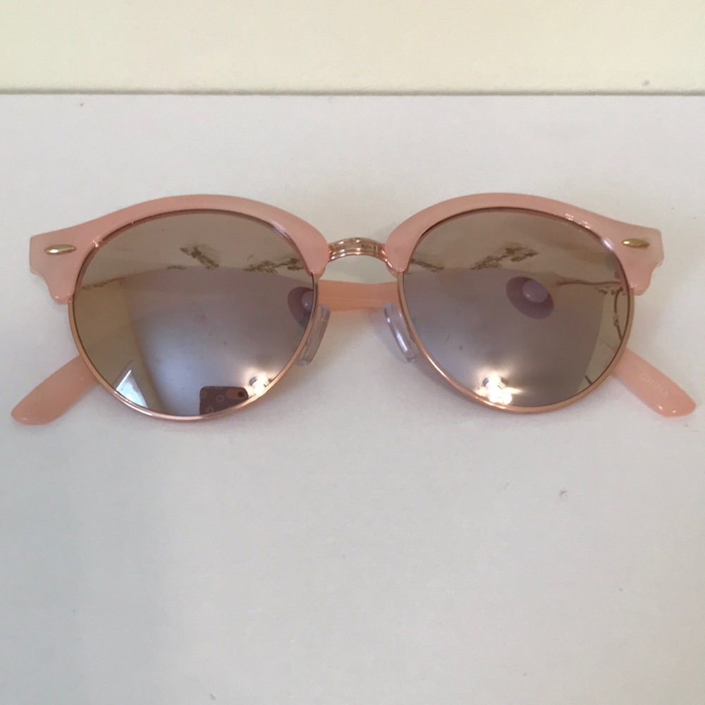 ✰rose gold sunglasses